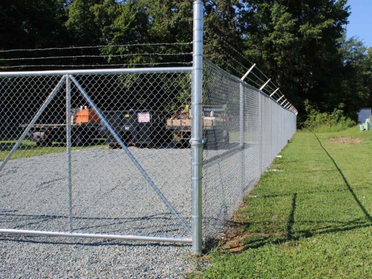 Chain Link Fencing In Maryland - Excel Fencing and Decking