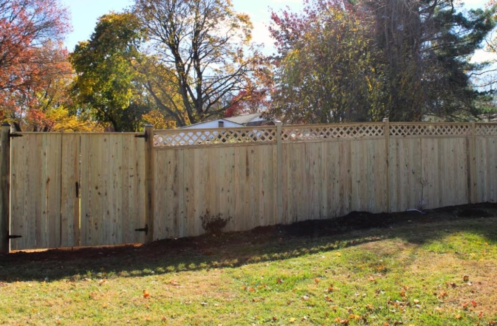 cedar privacy fence in Bel Air with lattice top