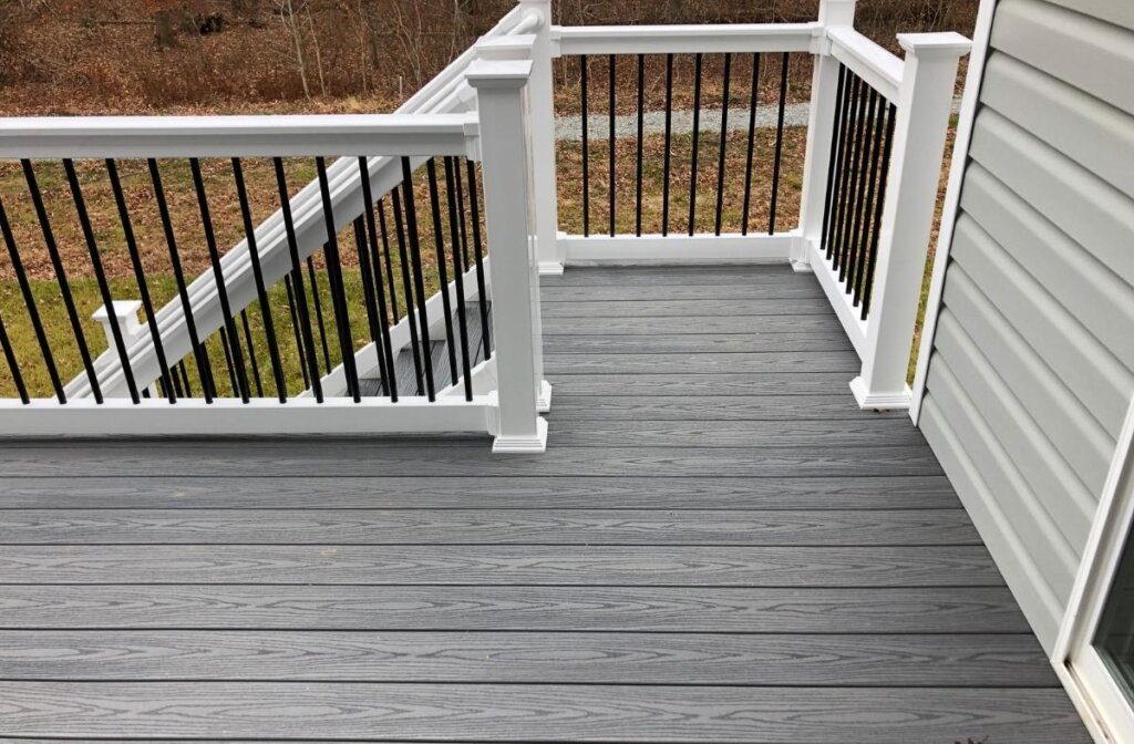 Grey composite deck with black spindles