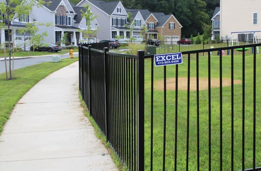 Aluminum fence completed job by Excel