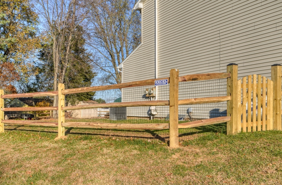 wood split rail fencing